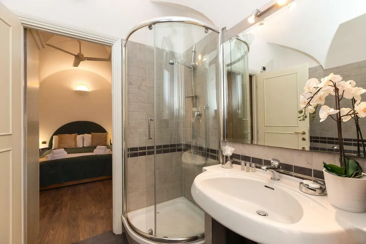 Lovely New Home, Via Nazionale Roma